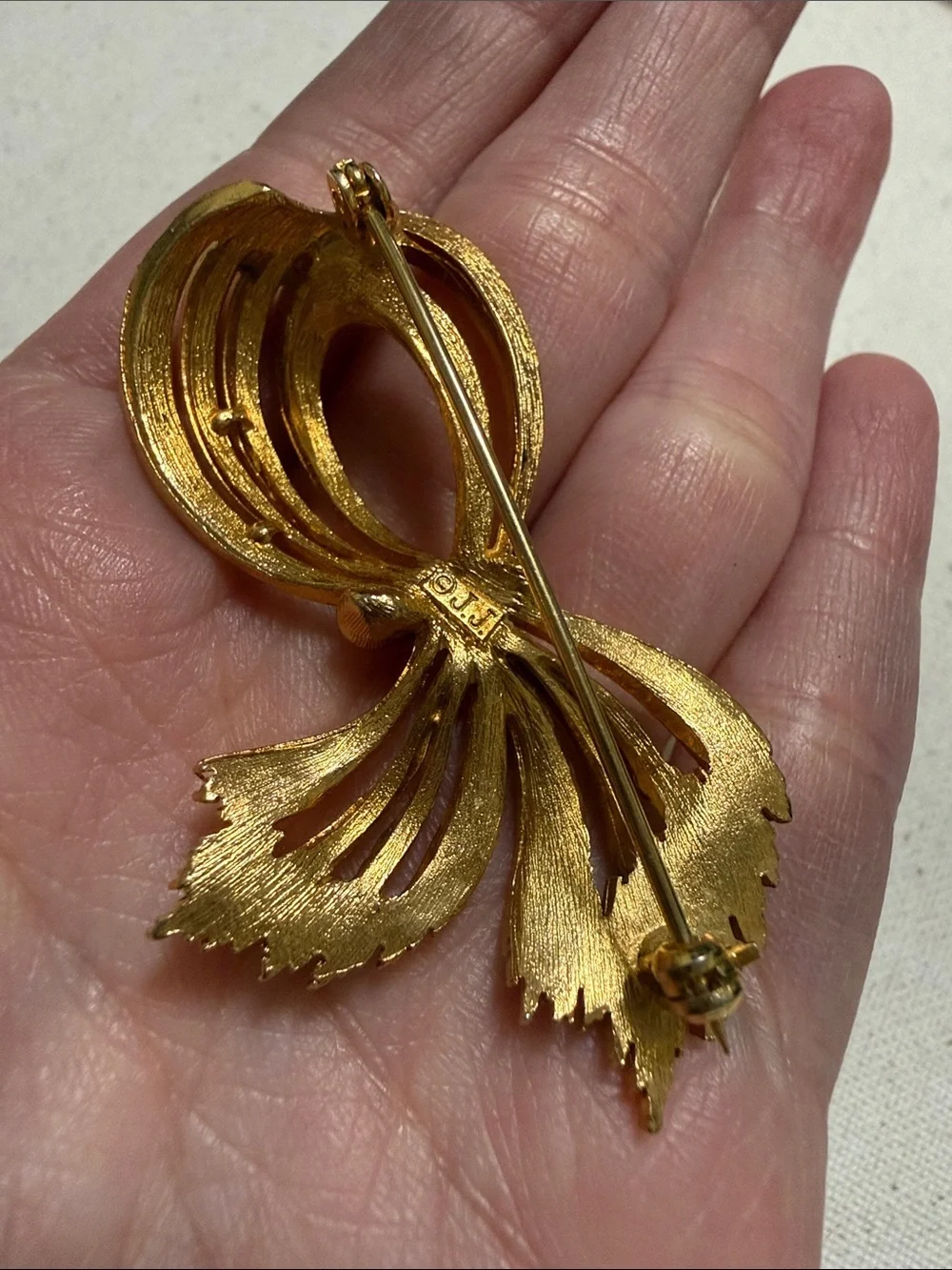 J.J elegant gold